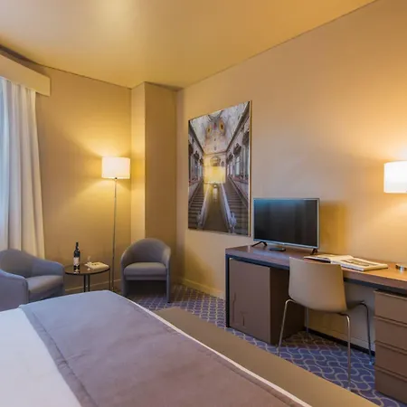 Dom Henrique - Downtown 4* Oporto