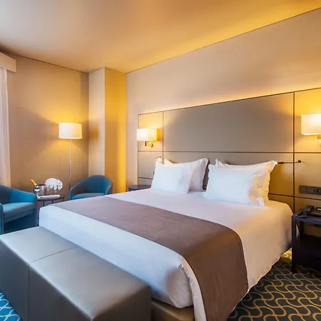 Dom Henrique - Downtown Hotel Oporto