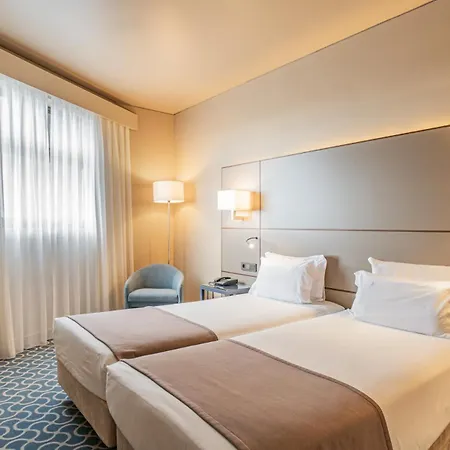 Dom Henrique - Downtown Hotel 4*