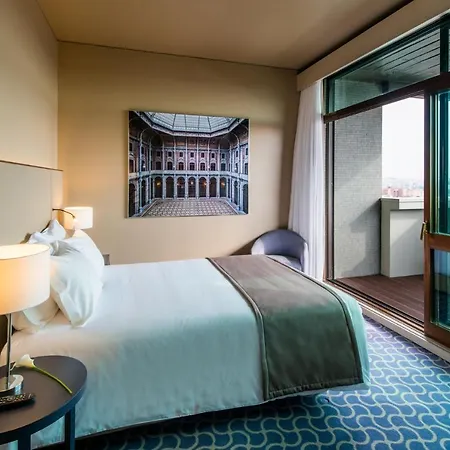 Hotell Dom Henrique - Downtown 4*