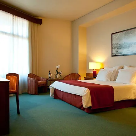 Hotel Dom Henrique - Downtown Oporto