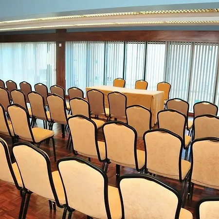 Dom Henrique - Downtown מלון 4*